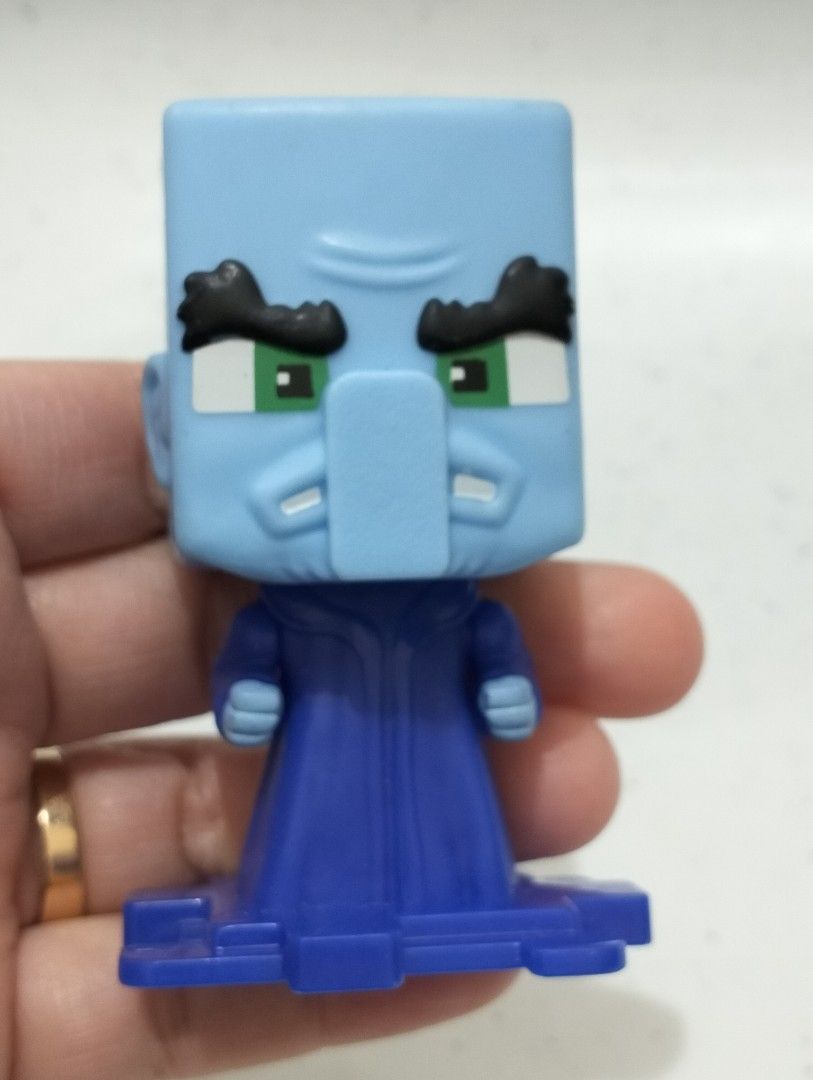 2025 McDo Minecraft Evoker Figure (Category: Designer & Blind Box Toys) located in Baguio. Submitted by toys_of_yesteryear (Listing ID 1426939093, Image 3). Description: 📌loc. Baguio ------------------------- “If your offer is accepted, please stay in touch and keep the seller updated. Open communication helps ensure we don’t waste each other’s time.” -------------------------- 📌 Brand: 2025 McDo 📌 Minecraft Evoker figure. Loose, no box 📌 USE