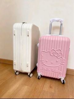 (Category: ) located in . Submitted by mrandmsluggages (Listing ID 1426927474, Image 1). Description: .
