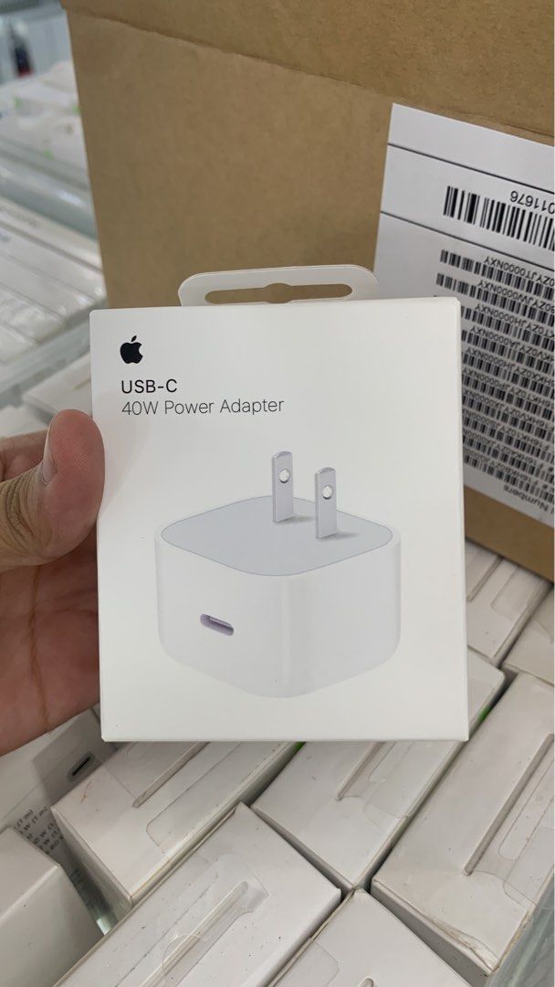 40 watts apple adoptor (Category: Chargers) located in Manila. Submitted by laleeyah (Listing ID 1426865159, Image 1). Description: Apple 40 watts adaptor charger SAME DAY DELIVERY VIA LALAMOVE! .