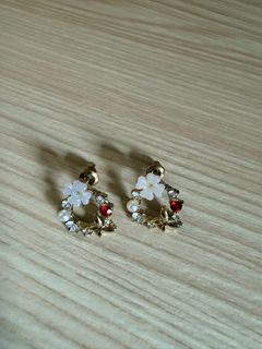 （分類：）位於 。 由 ara__ 提交（商品編號 1426848484，圖片 1）。簡介： 。