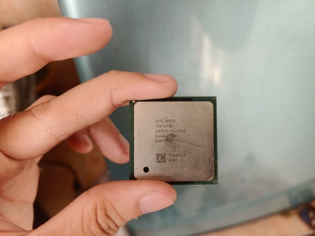 💻 Intel Pentium 4 2.8 GHz CPU – Vintage ⚡ (Category: Computer Parts) located in Manila. Submitted by blackwing67 (Listing ID 1426794287, Image 1). Description: Selling an Intel Pentium 4 2.8 GHz CPU – perfect for: 🕹 Retro PC builds 🖥 Learning projects 🎮 Vintage computing enthusiasts ✅ Single-core, Socket 478 ✅ Tested and working 📦 Buyer handles shipping/delivery fee.
