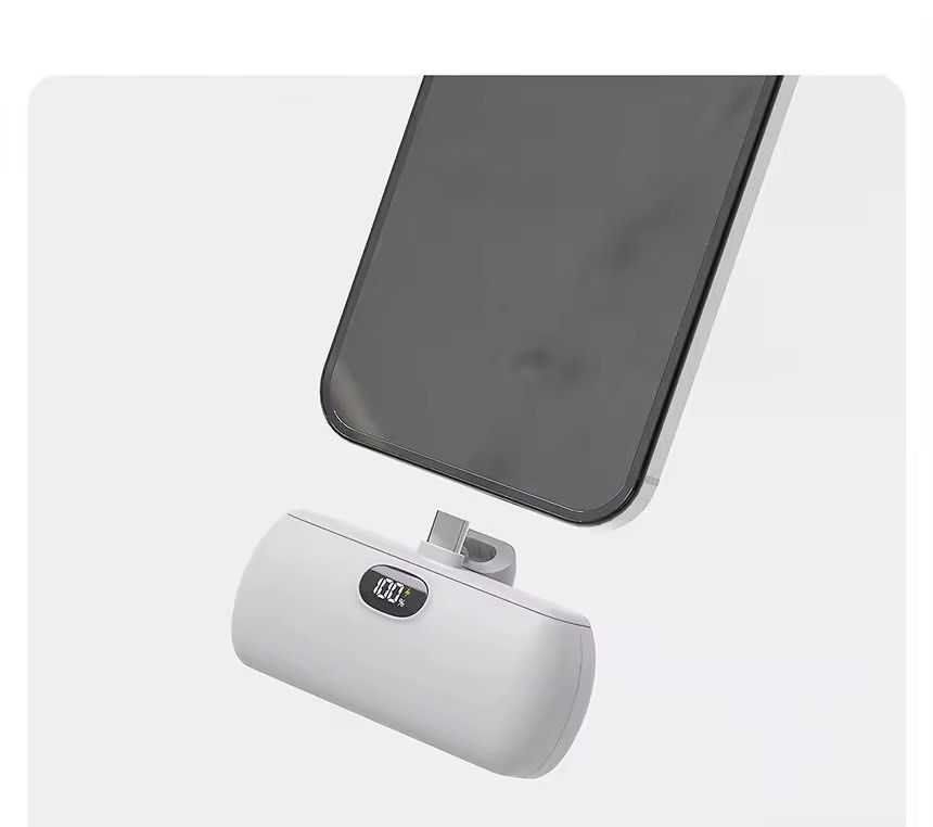 ACTIMON 5000mAh Power Bank PD 20W Type C (Category: Batteries & Power Banks) located in Manila. Submitted by your_angel (Listing ID 1426937683, Image 3). Description: ACTIMON power bank features a 5000mAh capacity and PD 20W charging (fast charing). It has a built-in C-pin and a digital display showing the charge level. The power bank is stylish gray and has a sleek, compact design. .