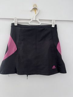 (Category: ) located in . Submitted by repeatwear0225 (Listing ID 1426800297, Image 1). Description: .