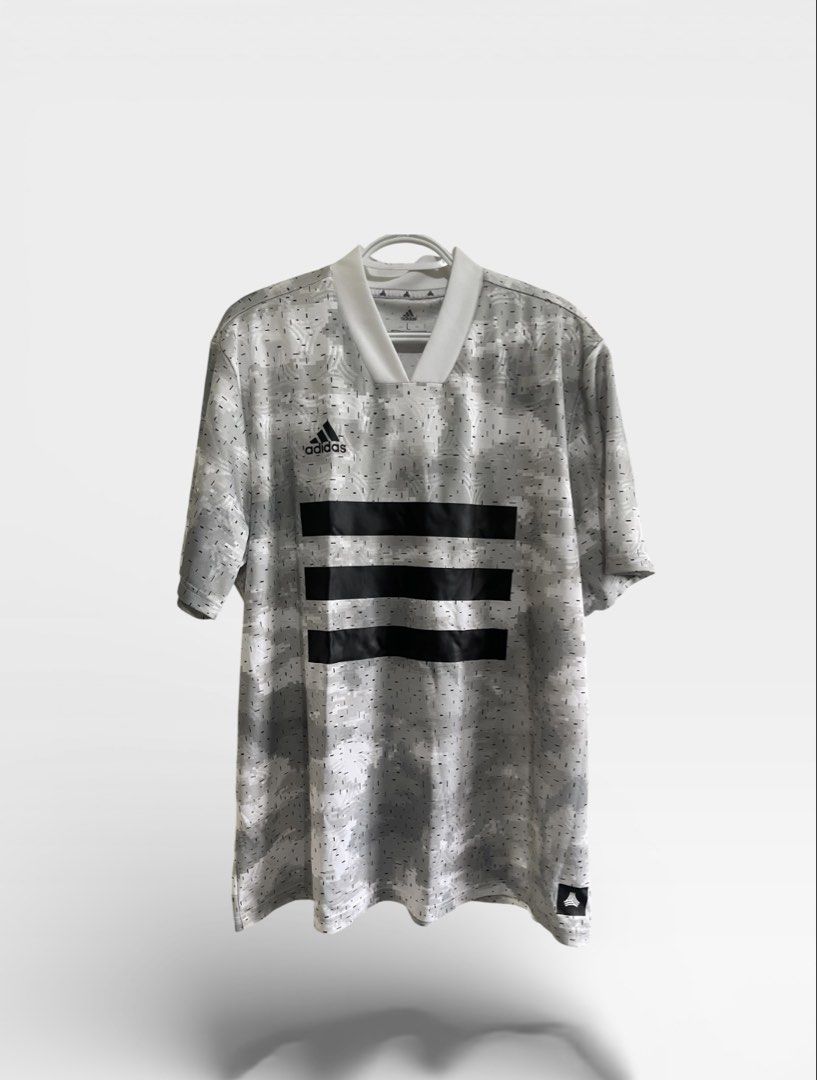 Adidas Football Jersey (Category: Tshirts & Polo Shirts ) located in Quezon City. Submitted by geom15 (Listing ID 1426805871, Image 1). Description: Adidas Football Jersey Brand New size L fits XL.