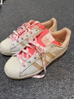 adidas gazelle silver green womens Adidas Superstar 82 main image 0