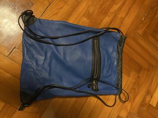 （分類：）位於 。 由 markbowen 提交（商品編號 1426931667，圖片 1）。簡介： 。