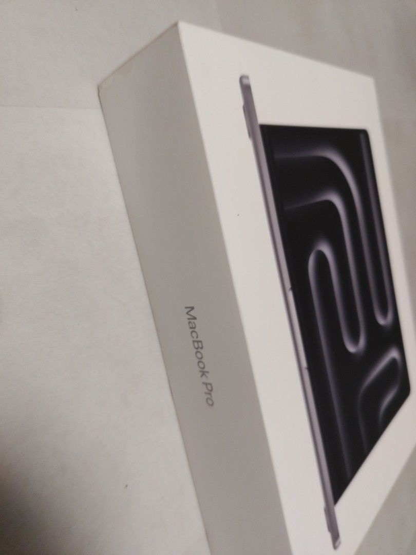 Apple MacBook Pro Box506177607938222081