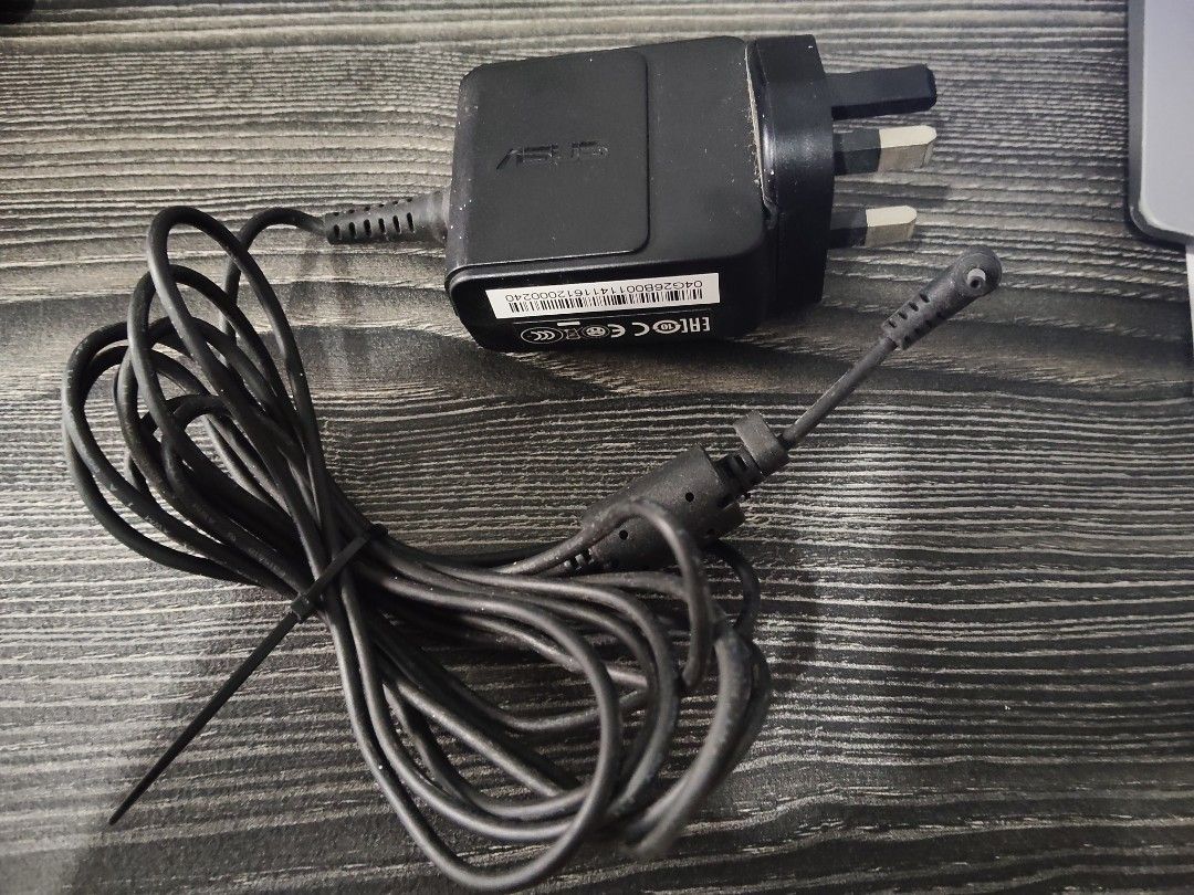 ASUS AC Adapter405985057519718401