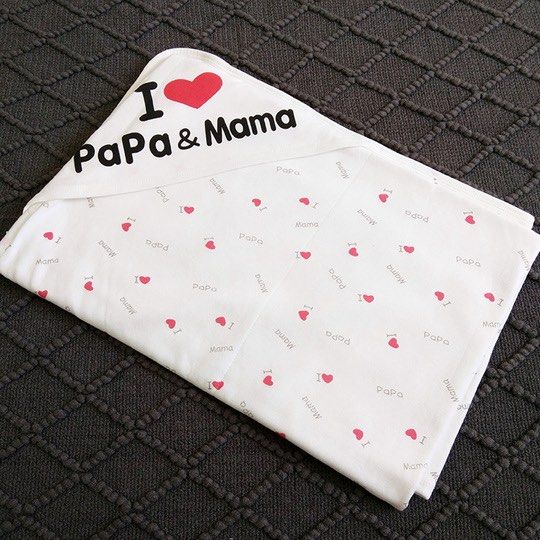 Baby Receiving Blanket / Swaddle / Changing Mat SET (Category: Changing Mats & Accessories) located in Paranaque City. Submitted by joycexu00 (Listing ID 1426831147, Image 2). Description: Seldom used Like new condition! 🤍 Receiving blanket cost more than 1k each. Such a steal! Inclusions: 4 Receiving Blankets 1 Changing Mat.