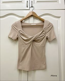 (Category: ) located in . Submitted by shopflora (Listing ID 1426840733, Image 1). Description: .