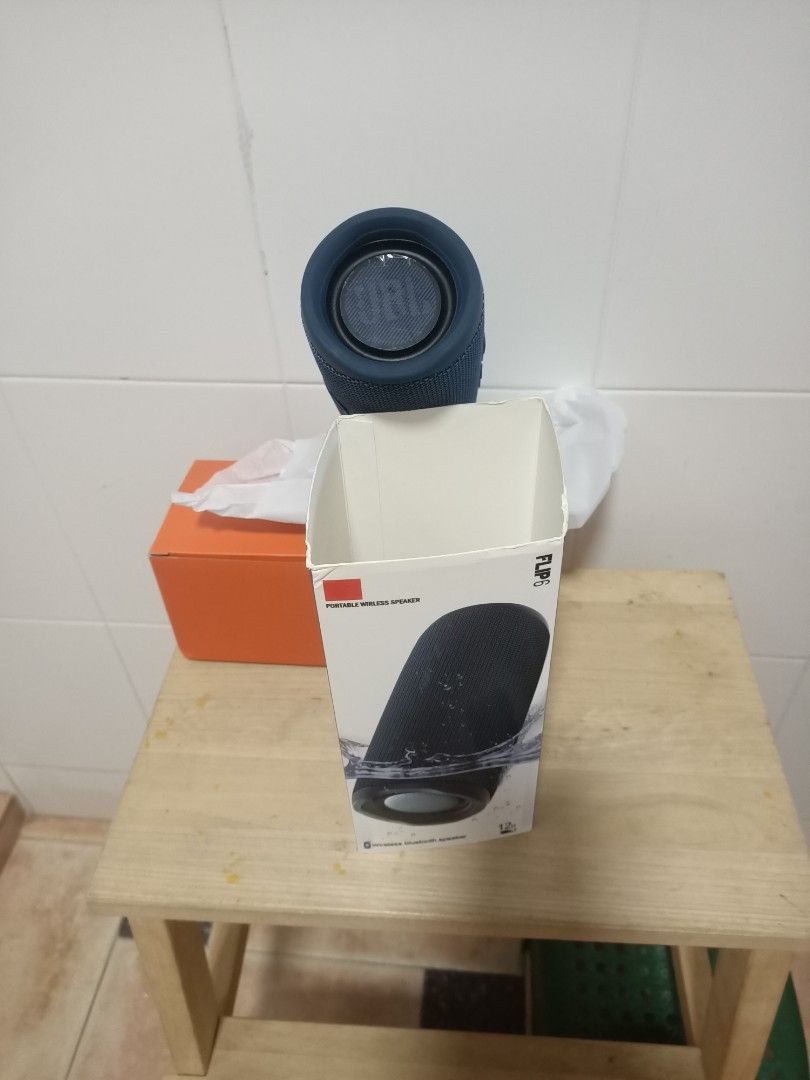 Bluetooth speaker65748531896834112