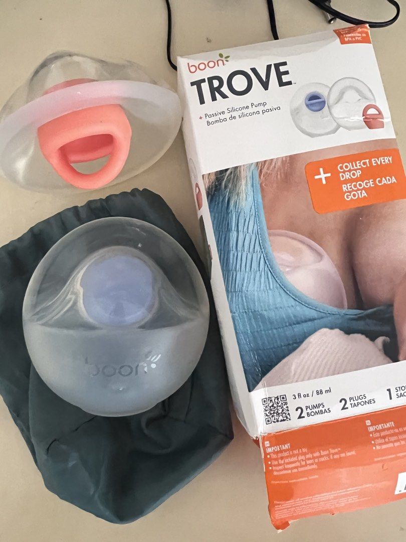 Boon Trove Silicone Breast Pump (Category: Breastfeeding & Bottle Feeding) located in Quezon City. Submitted by iamjulienne (Listing ID 1426795272, Image 3). Description: Boon Trove Pair Used less than 10x Works but I like the hakaa better. Sanayan lang siguro. Located in QC Buyer pays shipping fee.