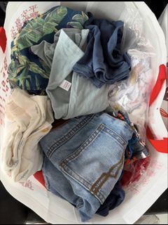 (Category: ) located in . Submitted by Panpan25 (Listing ID 1426897898, Image 1). Description: .