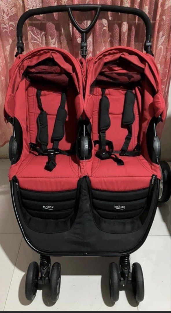 Britax B-Agile Double Stroller (Category: Strollers) located in Manila. Submitted by rpeva19 (Listing ID 1426827230, Image 1). Description: In good condition Haven't used much RFS: outgrown .