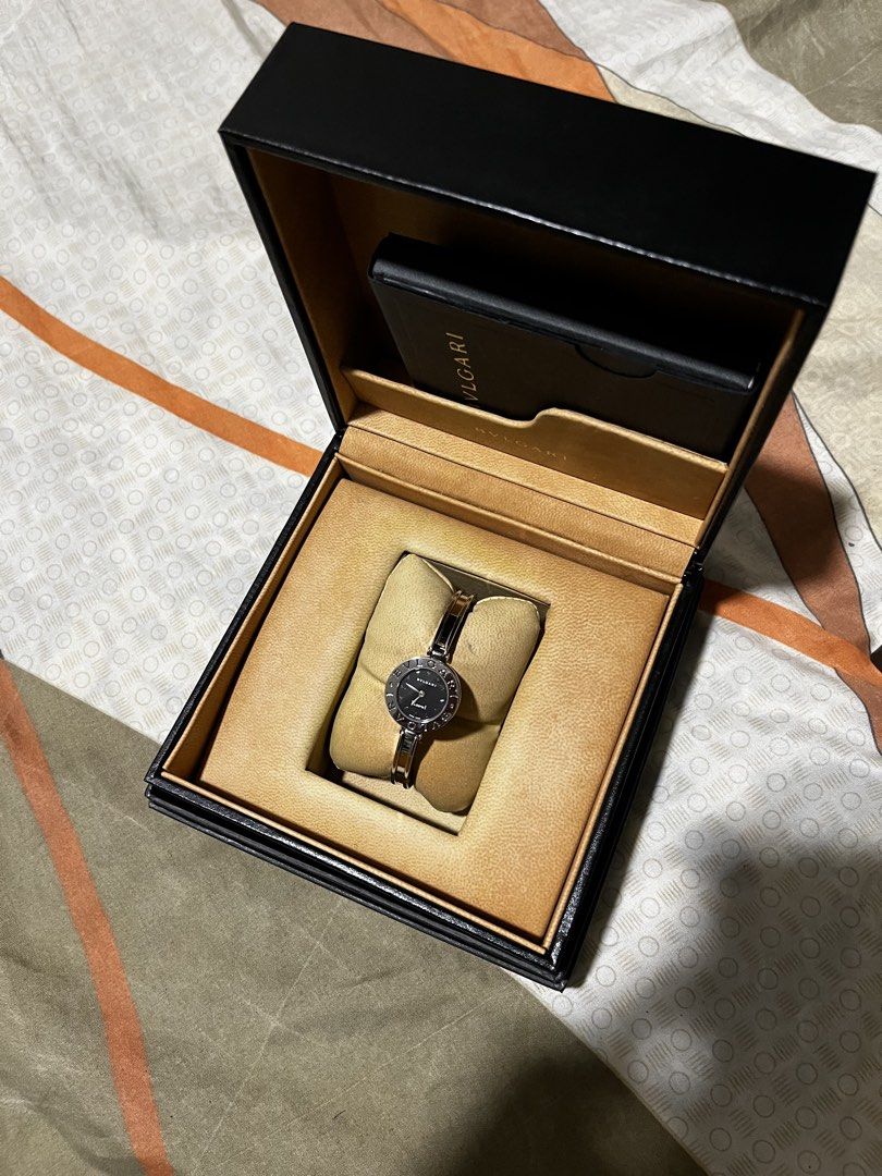 Bulgari B.Zero1 Watch (Category: Luxury Watches) located in Mandaluyong City. Submitted by sieesel (Listing ID 1426879062, Image 2). Description: From Japan. Selling as di fit sa wrist ng mom ko. Complete box w/cert of authenticity.