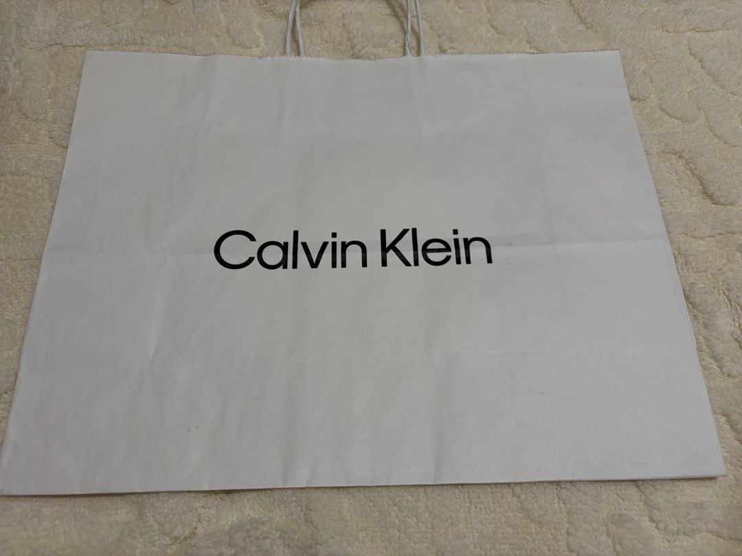 Calvin Klein Paper Bag (Category: Luxury Bags & Wallets) located in Paranaque City. Submitted by greatfinds108 (Listing ID 1426817313, Image 1). Description: Measures 16 x 12 inches For pick up only.