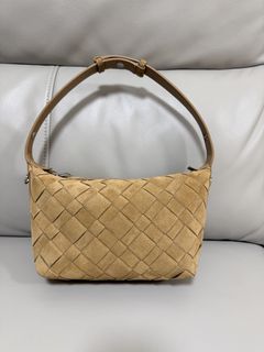 （分類：）位於 。 由 ohhhbabe 提交（商品編號 1426861957，圖片 1）。簡介： 。