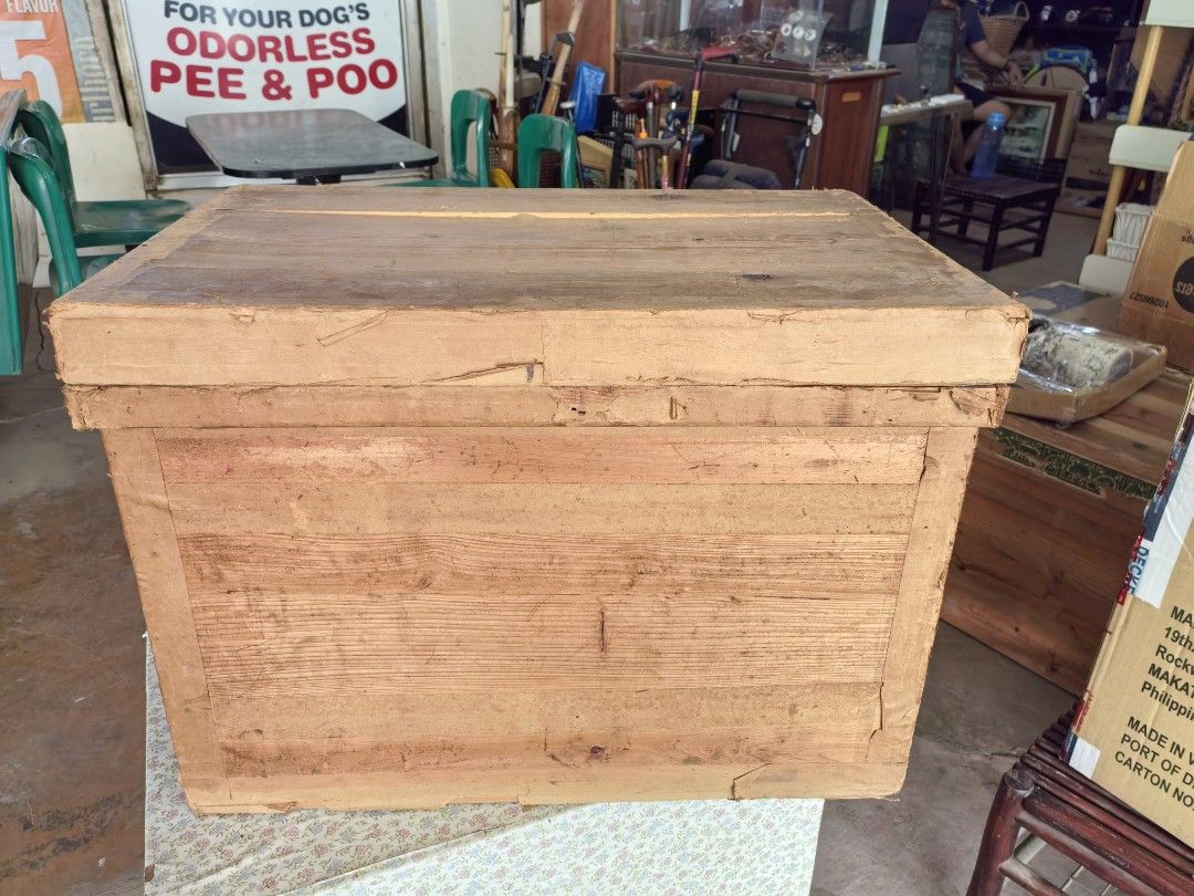 Chest Storage Box - Big Size (Category: Storage Boxes & Baskets) located in Cebu City. Submitted by dudes_villanueva (Listing ID 1426860188, Image 1). Description: Chest Storage Box - Big Size Wood and Metal Sheet Interior. 📌Sold as is. See all pics for condition. 📌Can be DIY covered with designed paper for an aesthetic look. Measurement: L26.5xW17xH18.75 in Japan Surplus .