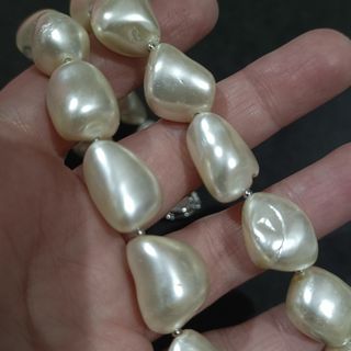 (Category: ) located in . Submitted by maxineamber (Listing ID 1426794093, Image 1). Description: .