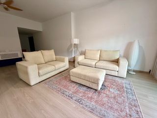 (Category: ) located in . Submitted by varun (Listing ID 1426861967, Image 1). Description: .