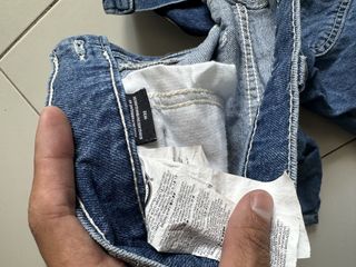 (Category: ) located in . Submitted by buyahplease (Listing ID 1426832673, Image 1). Description: .