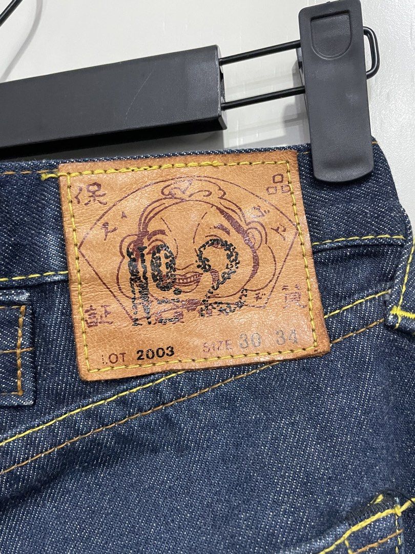 EVISU Lot 2003 Jeans Size 30x34 (Category: Jeans) located in Manila. Submitted by declutterprom (Listing ID 1426863119, Image 3). Description: 32 by 42 Hem is 9 Needs washed.