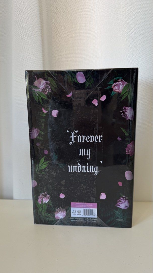 Fearless (Hardcover) by Lauren Roberts (Category: Storybooks) located in Santa Rosa. Submitted by summerbabe23 (Listing ID 1426824108, Image 3). Description: Brandnew. Sealed..