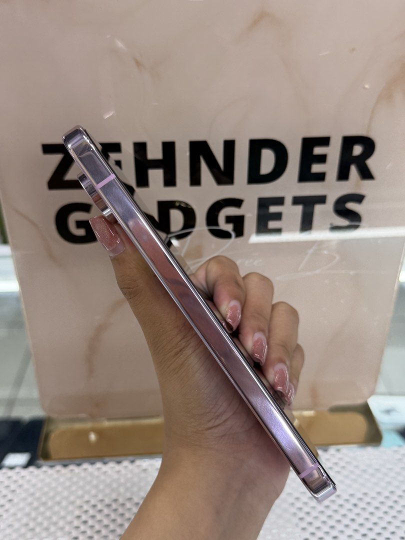 GOOGLE PIXEL 9 PRO XL 256GB OPENLINE (US VARIANT) (Category: Google Pixel) located in San Juan City. Submitted by desireebayal96 (Listing ID 1426941218, Image 2). Description: GOOGLE PIXEL 9 PRO XL (PINK) * 256GB * OPENLINE (ANY SIM) * US VARIANT * 50MP * 5060mAh * NO ISSUE * NO HISTORY OF REPAIR * UNIT ONLY OPEN FOR COD SAME DAY DELIVERY PLUS SHIPPING FEE MESSAGE ME DIRECTLY FOR MORE INFO Store located📍2nd floor Vmall Greenhills Shopping Center