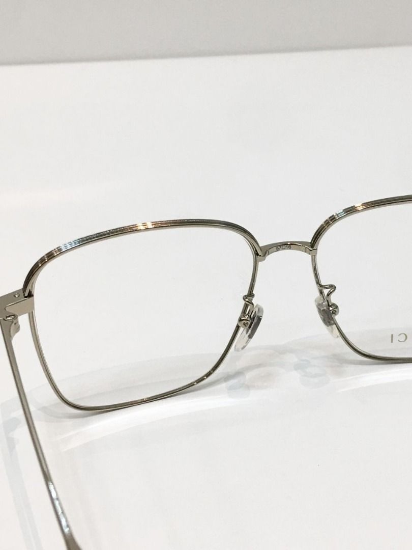GUCCI GG1101OA 003 Silver Oversize Eyeglasses (Pre-owned Authentic) (Category: Luxury Accessories) located in Santa Rosa. Submitted by brandieshoppe (Listing ID 1426804321, Image 3). Description: ✅ Authentic/Original Preloved ✅ From Japan Auction ✅ Money-back Guaranteed If Proven Fake ✅ Message Us For More Details ✅ Open for Layaway Disclaimer: All items sold are preloved unless otherwise stated as brand new. As pre-owned items, signs of previous