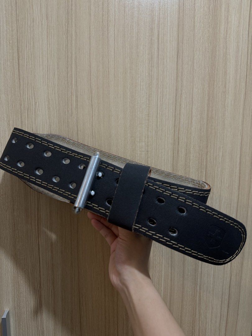 Harbinger Weightlifting Belt - Size S (Category: Toning & Stretching Accessories) located in Quezon City. Submitted by nekkeh (Listing ID 1426845130, Image 2). Description: Size: S Loc: QC SF not included.