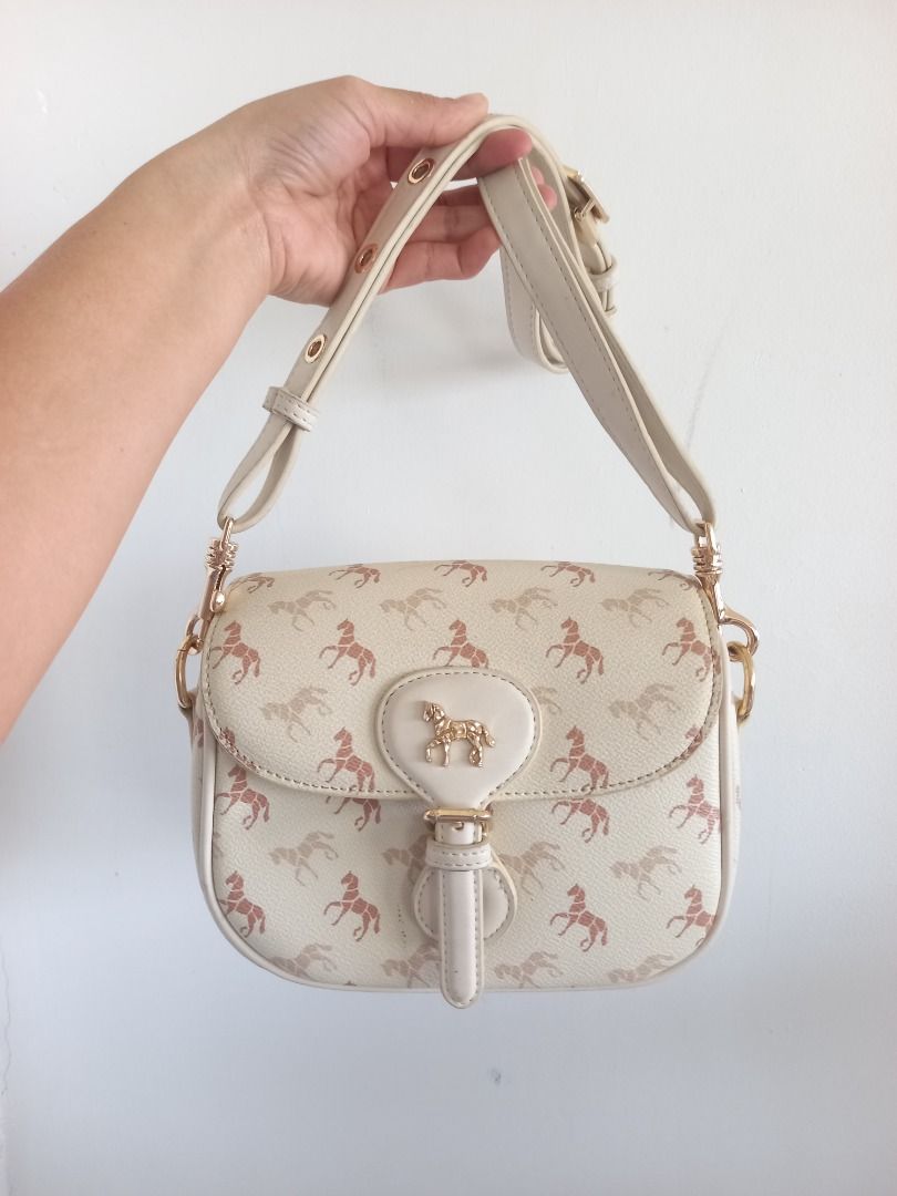 HIGH QUALITY BAG 1 (Category: Cross-body Bags) located in Bulacan. Submitted by mariekitkit (Listing ID 1426896277, Image 1). Description: PM FOR QUERIES. 𝘋𝘪𝘴𝘤𝘭𝘢𝘪𝘮𝘦𝘳: 𝙏𝙝𝙚 𝙨𝙝𝙤𝙥 𝙢𝙖𝙧𝙞𝙚𝙠𝙞𝙩𝙠𝙞𝙩 𝘢𝘳𝘦 𝘯𝘰𝘵 𝘢𝘴𝘴𝘰𝘤𝘪𝘢𝘵𝘦𝘥 𝘰𝘳 𝘢𝘧𝘧𝘪𝘭𝘪𝘢𝘵𝘦𝘥 𝘸𝘪𝘵𝘩 𝘢𝘯𝘺 𝘰𝘧 𝘵𝘩𝘦 𝘣𝘳𝘢𝘯𝘥𝘴 𝘧𝘦𝘢𝘵𝘶𝘳𝘦𝘥.𝘈𝘭𝘭 𝘵𝘳𝘢𝘥𝘦𝘮𝘢𝘳𝘬𝘴, 𝘭𝘰𝘨𝘰𝘴 𝘢𝘯𝘥 𝘤𝘰𝘱𝘺𝘳𝘪𝘨𝘩𝘵𝘴 𝘳𝘦𝘴𝘦𝘳𝘷𝘦𝘥 𝘵𝘰 𝘵𝘩𝘦 𝘰𝘳𝘪𝘨𝘪𝘯𝘢𝘭 �