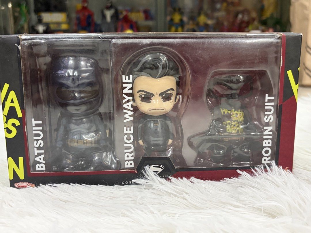 Hot toys Batman set (Category: Figurines & Statues) located in Makati City. Submitted by tomypom (Listing ID 1426900070, Image 2). Description: Authentic Hot toys Cosbaby Dc Batman Bruce wayne The joker / robin 3 in one pack 1599 pesos only! See pictures for more details .