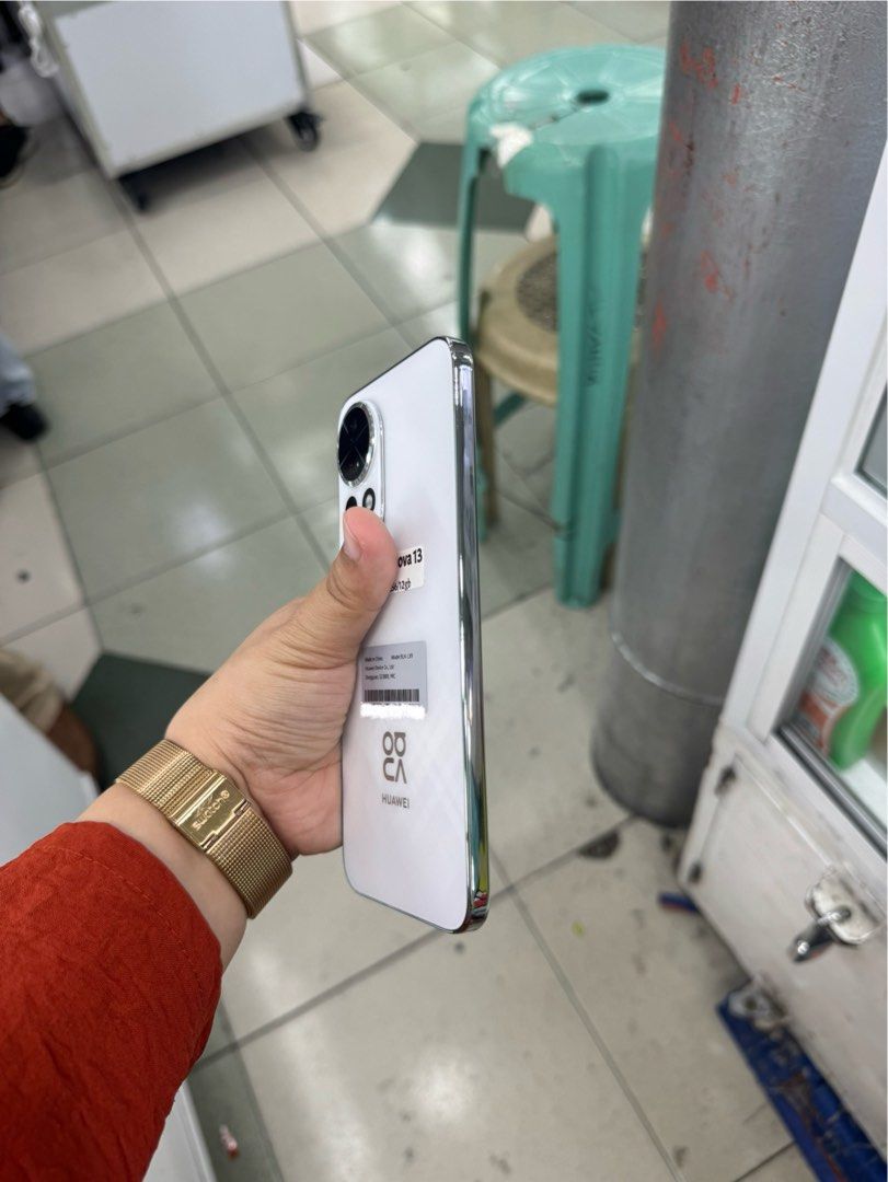 Huawei Nova 13 256/12gb FU NTC No issue Complete (Category: Huawei) located in San Juan City. Submitted by javedsgadgetshop (Listing ID 1426914577, Image 3). Description: INSTALLMENT OPTIONS : SPAY LATER / GGIVES / CREDIT CARD! WE BUY AND SELL SO PWEDE MAGBINTA OR SWAP ! Quick Specs : 💵 Huawei Nova 13 •256/12gb •NTC Variant •Good batt health •Factory Unlock •99% Smoothness •No hidden issue | No Repaired •100% Authentic | Not Refurbished •w/ BOX 