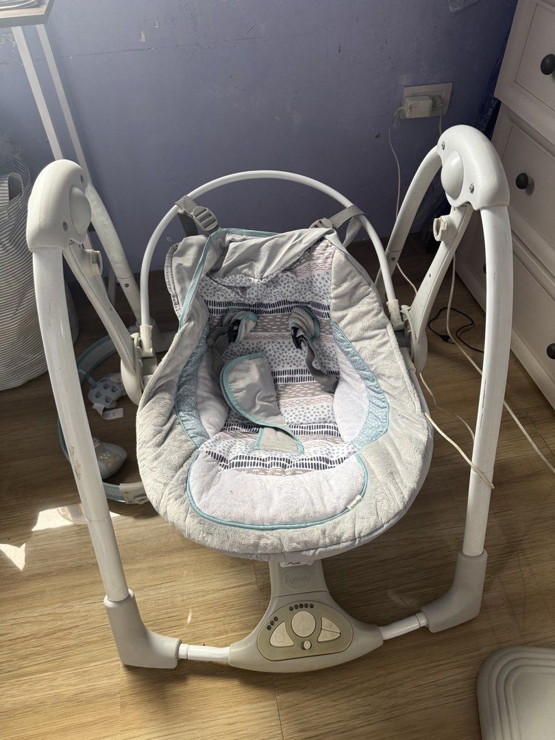 Ingenuity Baby Swing (Category: Cots & Cribs) located in Taguig. Submitted by trefleur.ph (Listing ID 1426816863, Image 2). Description: Well used. Needs cleaning lang..