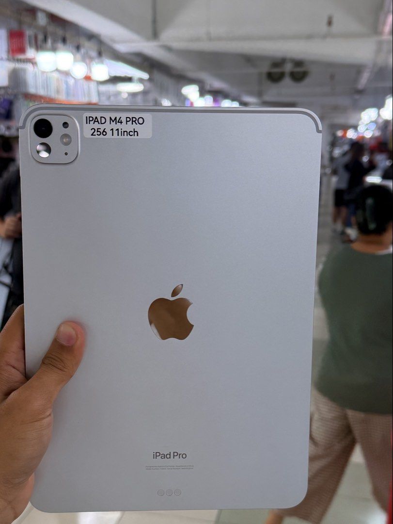 iPad M4 Pro 11 inch 256gb Wifi (Category: iPad) located in Manila. Submitted by carimgadgets (Listing ID 1426840137, Image 1). Description: - iPad M4 Pro - 11-inch display - 256GB storage - Wi-Fi enabled - Stylish design - Portable and powerful.