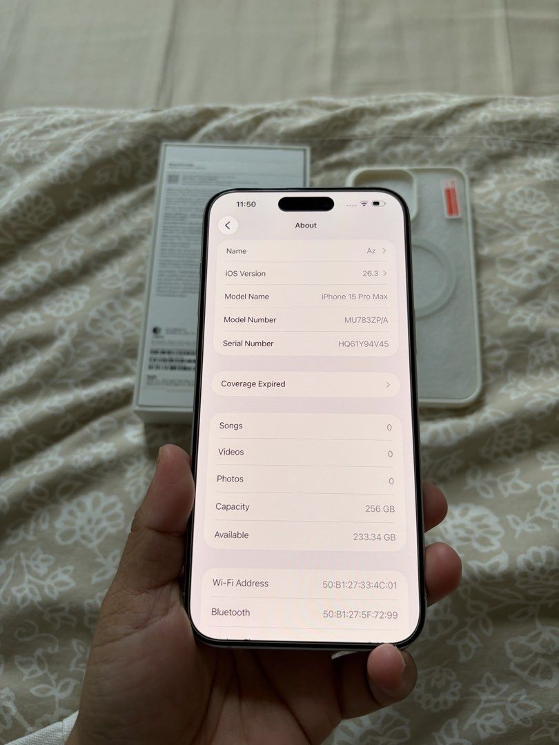 IPhone 15 Pro Max 512 Go Argent (débloqué) Avec TikTok Dispo, état Correct