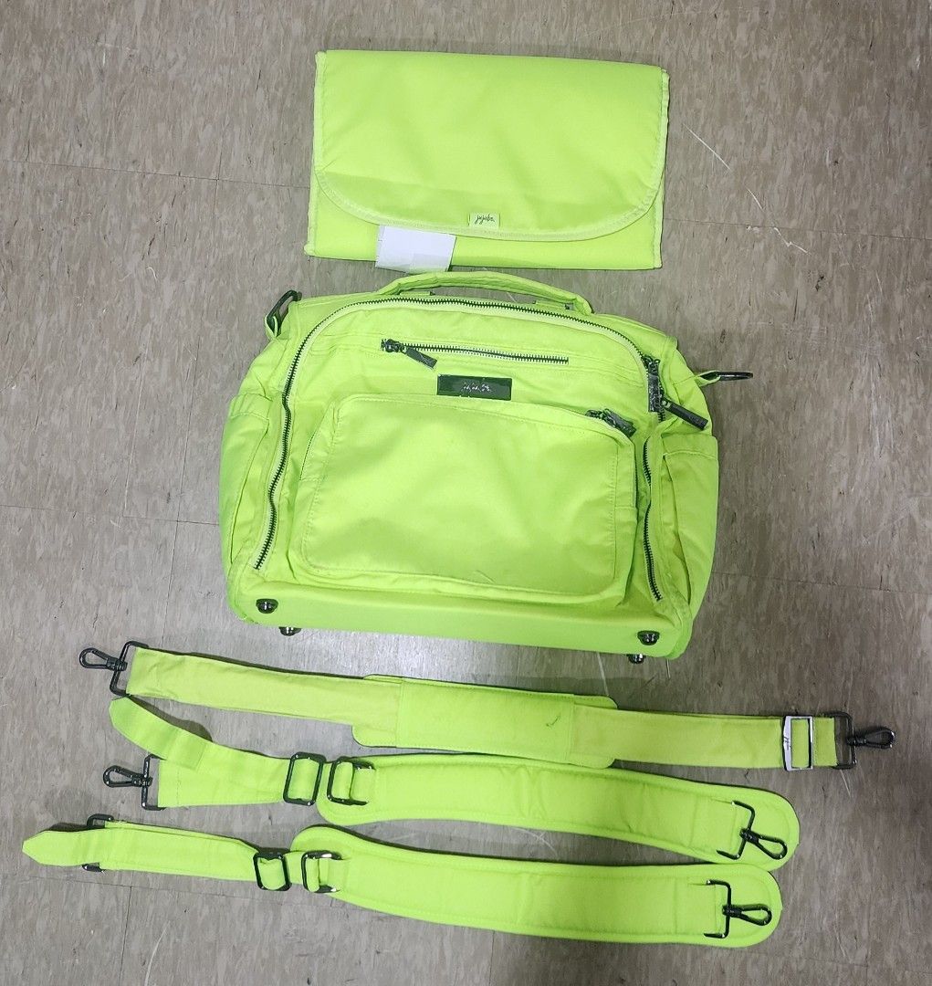 Jujube BFF Diaper Bag (Category: Diaper Bags & Wetbags) located in Quezon City. Submitted by natj001 (Listing ID 1426887961, Image 1). Description: reason for selling: hindi na nagagamit bought from orange app (pls refer to last screenshot) no meet ups. book your own courier. location: near sm cherry congressional, qc..
