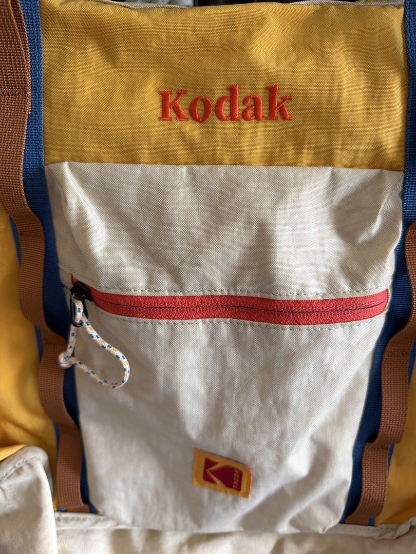 Kodak Tote Bag Korea (Category: Sling Bags) located in Quezon City. Submitted by viber9163490242 (Listing ID 1426879406, Image 3). Description: .