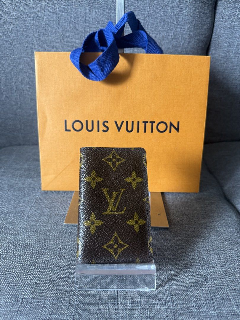 Louis Vuitton Card Holder (Category: Luxury Bags & Wallets) located in Tagaytay City. Submitted by marz.shopping (Listing ID 1426925696, Image 1). Description: .