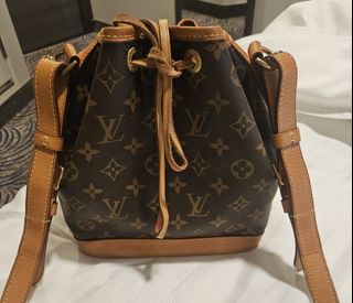 (Category: ) located in . Submitted by baglover75 (Listing ID 1426832575, Image 1). Description: .