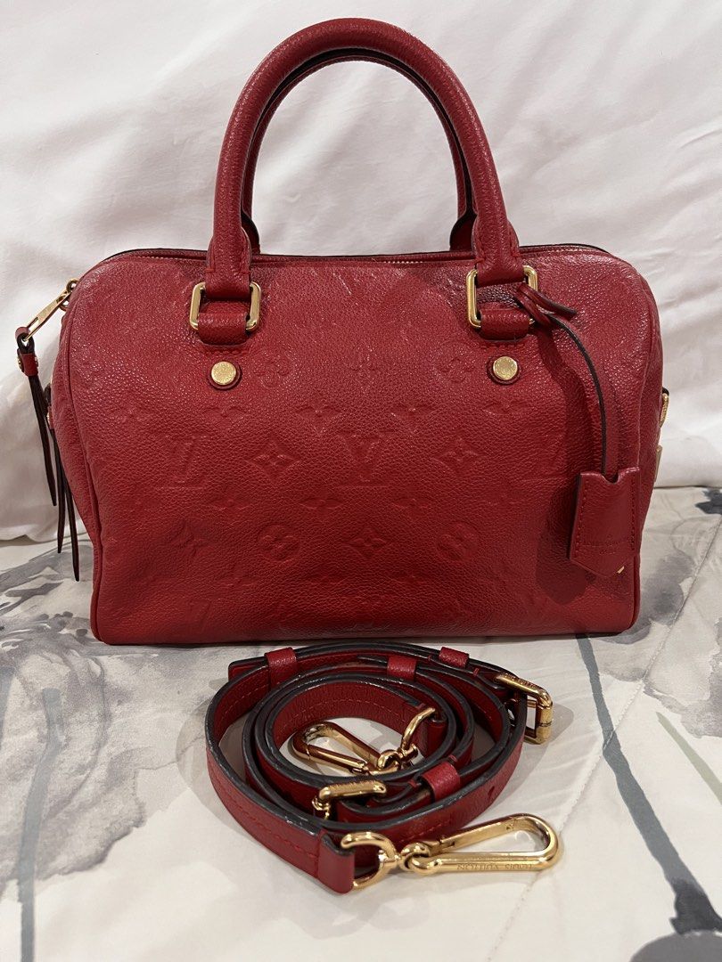 Louis Vuitton SPEEDY 25 (Category: Luxury Bags & Wallets) located in Alaminos. Submitted by ken.chan1 (Listing ID 1426798082, Image 2). Description: Lv speedy 25 Bando Empreinten Leather .