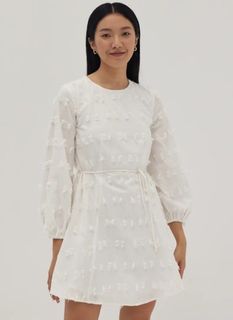 (Category: ) located in . Submitted by dakis.shop (Listing ID 1426802934, Image 1). Description: .