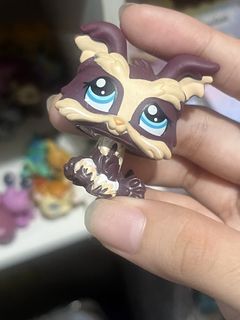 (Category: ) located in . Submitted by cece.shopp (Listing ID 1426934031, Image 1). Description: .