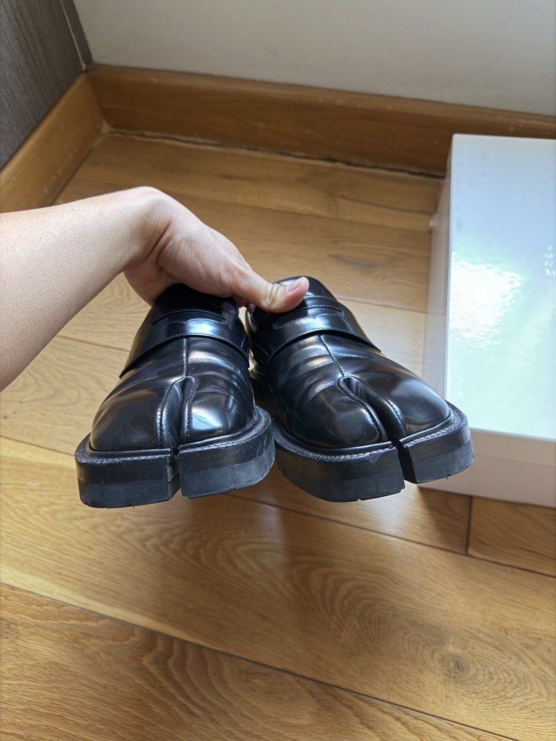 Maison Margiela Tabi Loafers Black (Category: Loafers) located in Las Pinas. Submitted by mcscloset (Listing ID 1426856734, Image 3). Description: Maison Margiela Tabi Loafers (Lug sole) Tagged Size 43 EU (Fits 10.5/11 US) Used/Faded branding stamp in insole/needs cleaning inner heel Bought at Margiela Paris (28 Rue De Richelieu branch) 35,000 (64K SRP) (80k+ plus locally) .