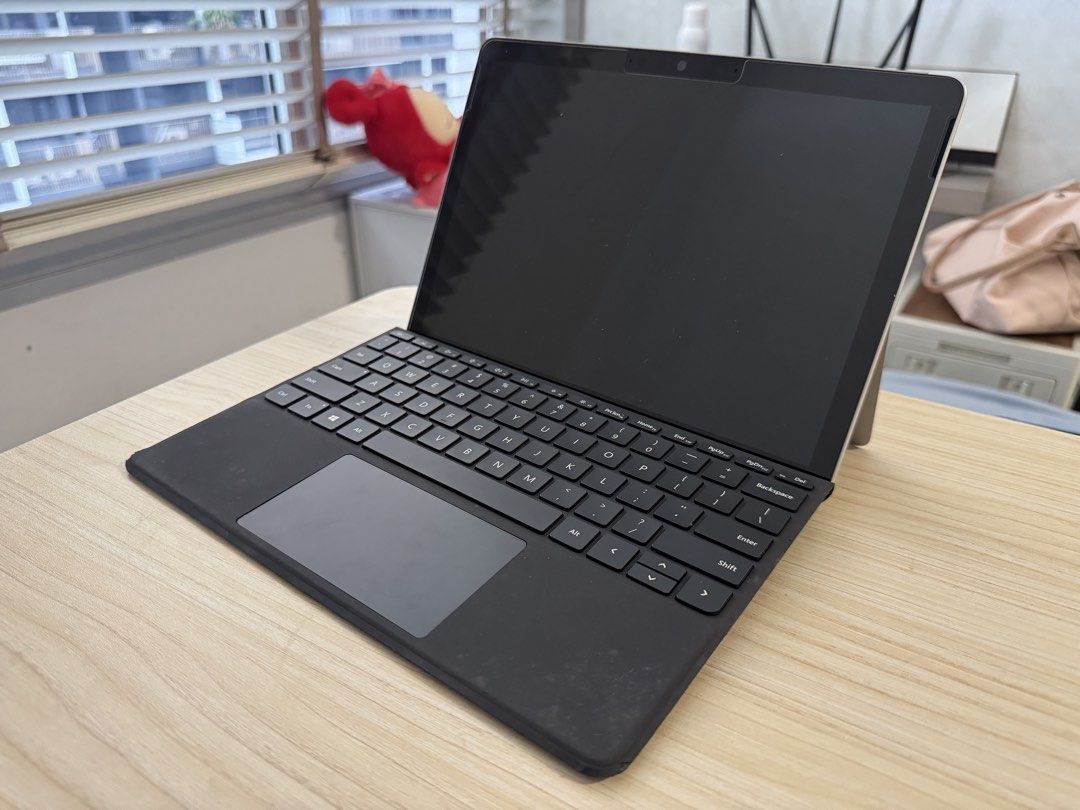 Microsoft Surface Go 2 / 8GB - 2 in 1 Tablet Laptop405921227248783360
