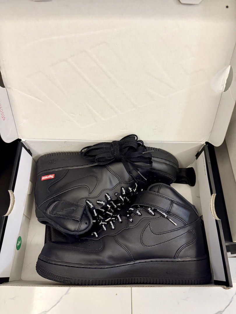 Nike Air Force 1 Mid SP Supreme Black (Category: Sneakers) located in Quezon City. Submitted by prince.eros (Listing ID 1426937362, Image 2). Description: Size: US 8 UK 7 With original extra lace Bought in Japan.
