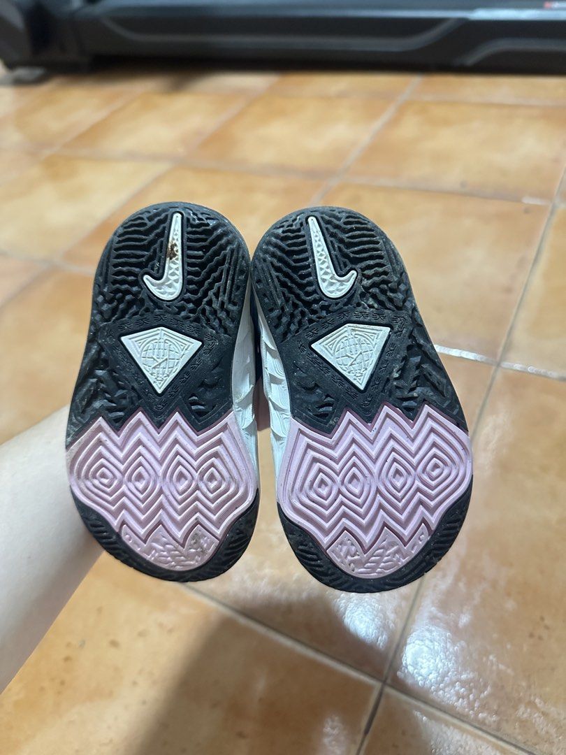 Nike Kyrie 8 Infinity Baby Shoes (Category: Babies & Kids Fashion) located in Manila. Submitted by giannamari (Listing ID 1426877406, Image 2). Description: Nike Kyrie 8 toddler shoes Size 6c 12cm Unused but needs cleaning (natambak lang).