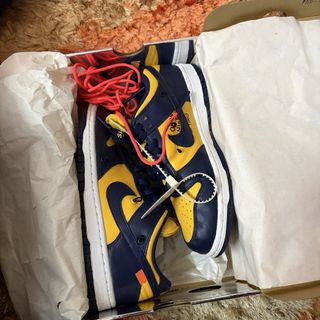 (Category: ) located in . Submitted by da.closets (Listing ID 1426837883, Image 1). Description: .