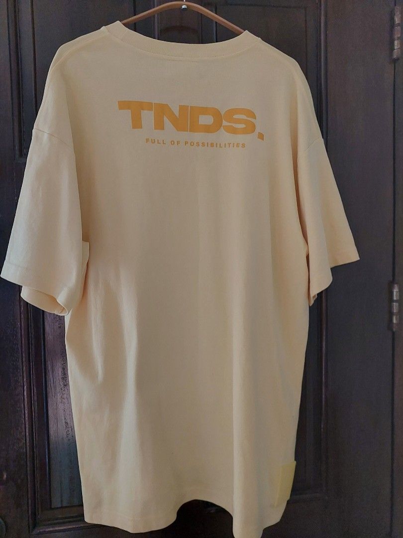 Oversized T-shirt Yellow (Category: Tshirts & Polo Shirts ) located in Manila. Submitted by melissaga98708 (Listing ID 1426865294, Image 3). Description: Brand new oversized shirt Width = 58.5 cm Length = 75 cm (front), 80 cm (back) Sf to be shouldered by seller.