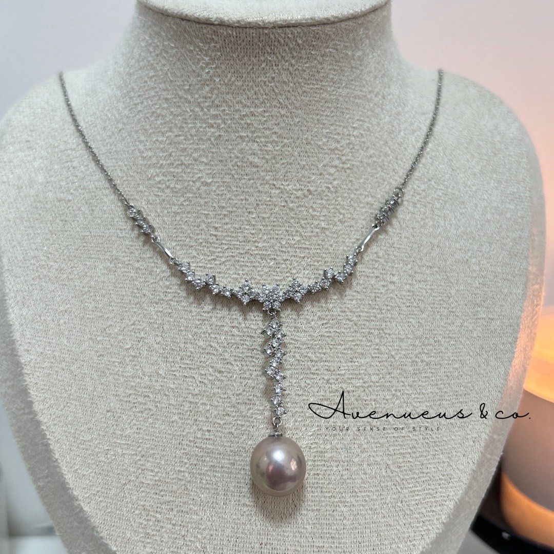 Pearl and Signity stone Necklace (Category: Necklaces) located in Lipa City. Submitted by avenueusco_ph (Listing ID 1426813430, Image 1). Description: S925 setting w/ extension Signity stones Sea pearl Grade AAA Silvery purple with perfect luster .